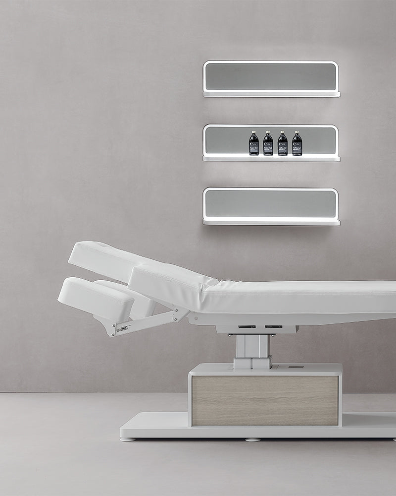 The Ben - Table de massage blanche avec détails motif chêne gris - avec moteur - avec accoudoirs réglables